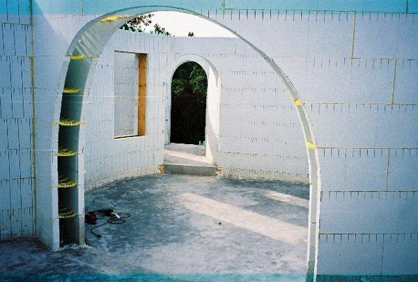 Arched AND Curved Walls on ICF home in NE